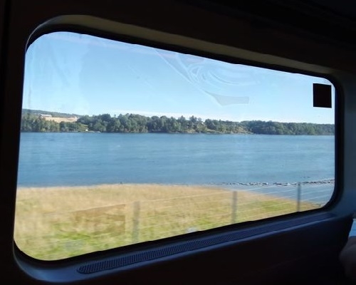 giorno_1_-_PAESAGGIO_DAL_TRENO_(500_x_500)