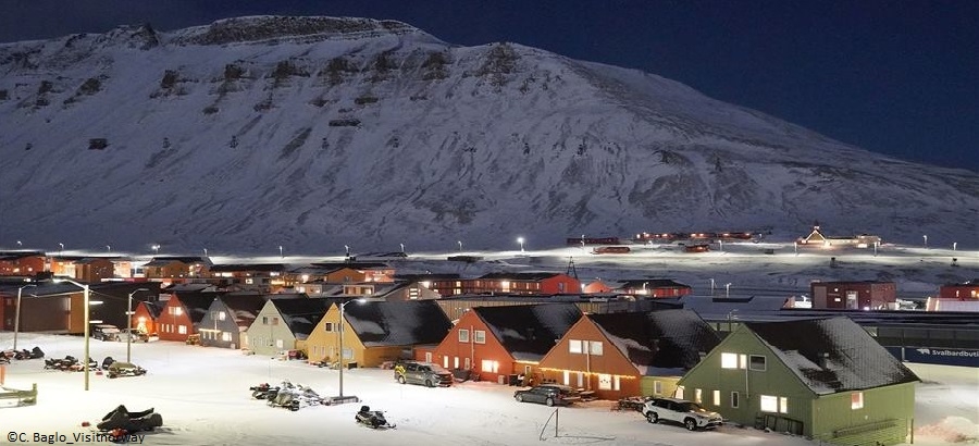 Isole SVALBARD e notte polare